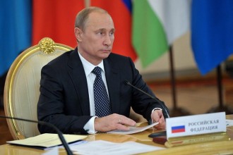 Putin: Bolševici spáchali na Rusku vlastizradu