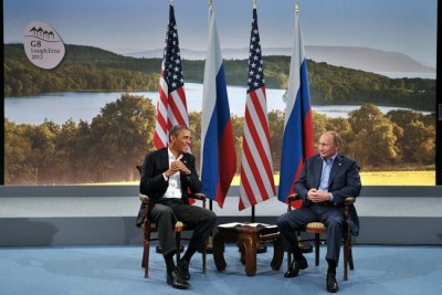 Vladimír Putin a Barack Obama  na summitu G-8 v Severním Irsku.